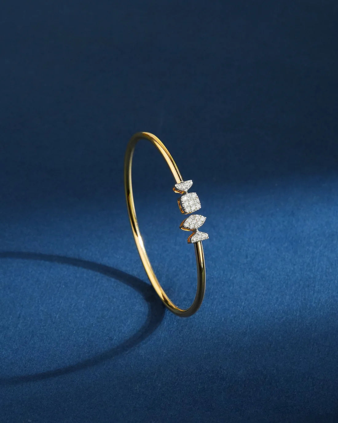 Seriva Diamond Bangle