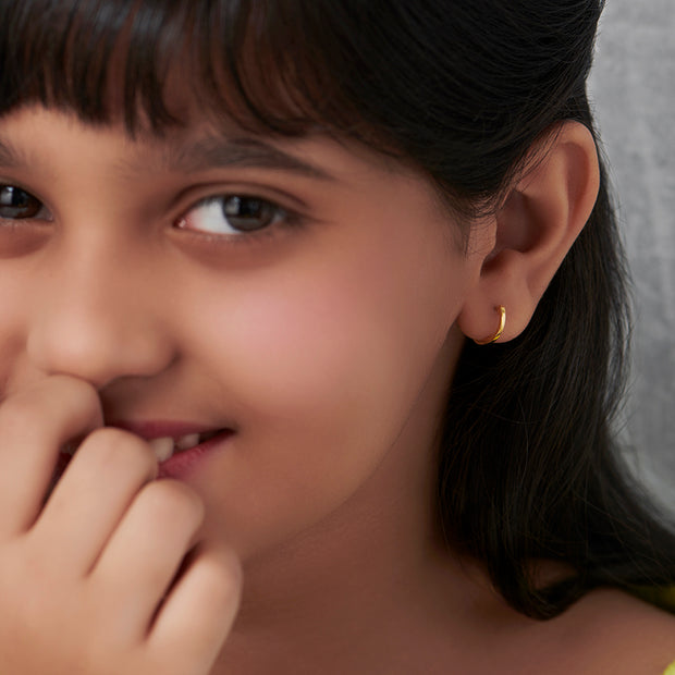 Ashvi Classic Kids' Gold Earrings